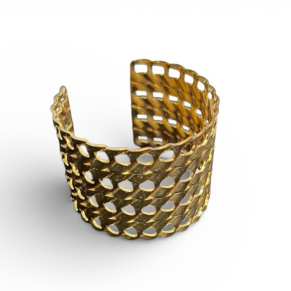Jewelry - Elegant Gold Tined Women’s Cuff Bracelet